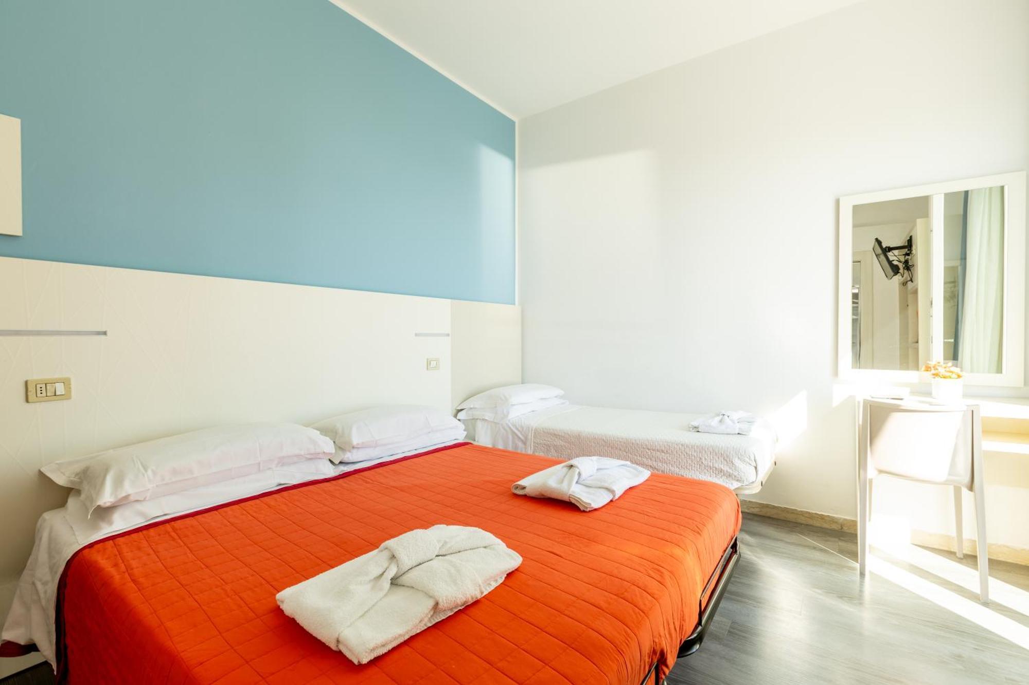 Hotel Kim Ρίμινι Εξωτερικό φωτογραφία