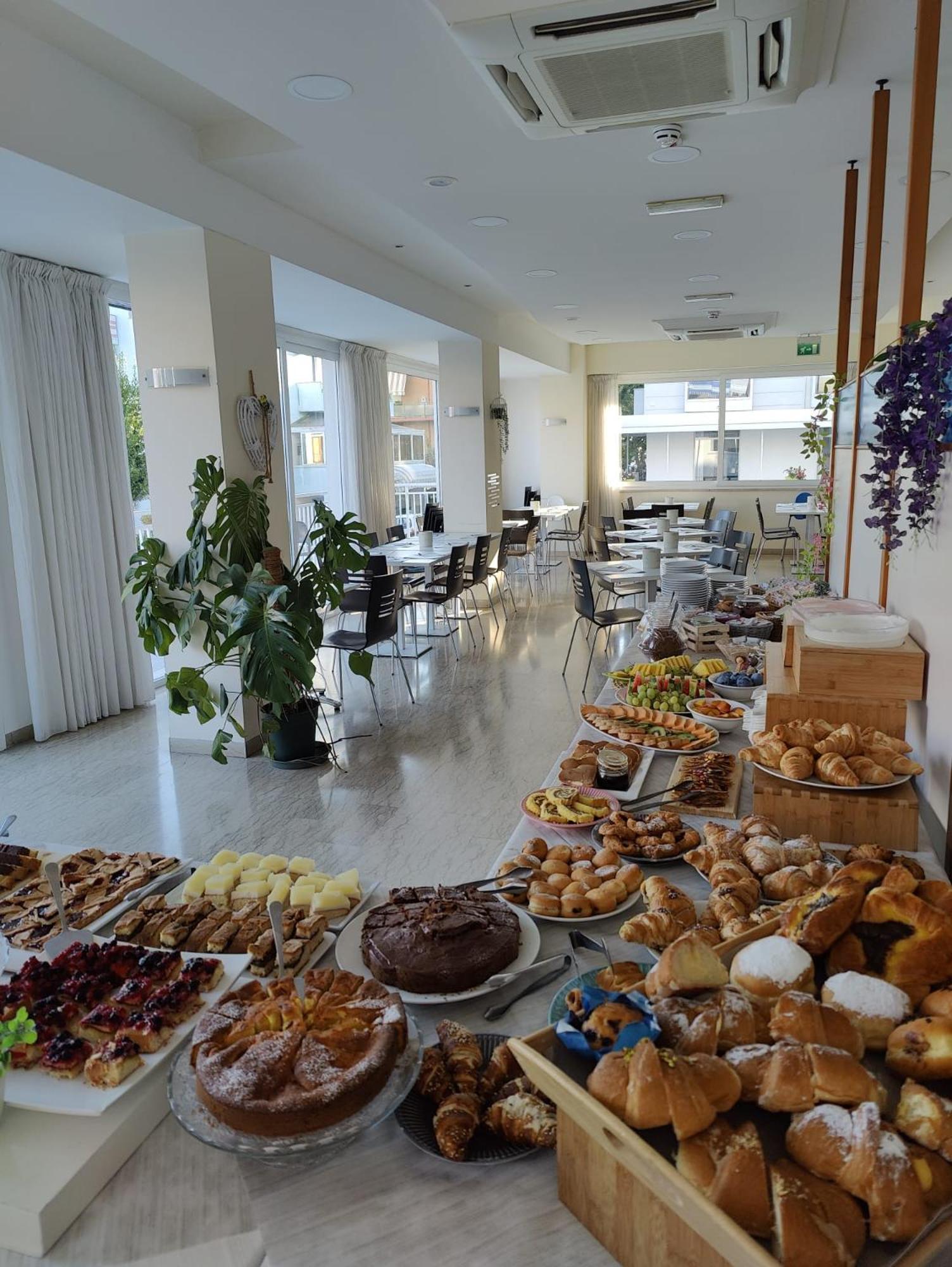 Hotel Kim Ρίμινι Εξωτερικό φωτογραφία
